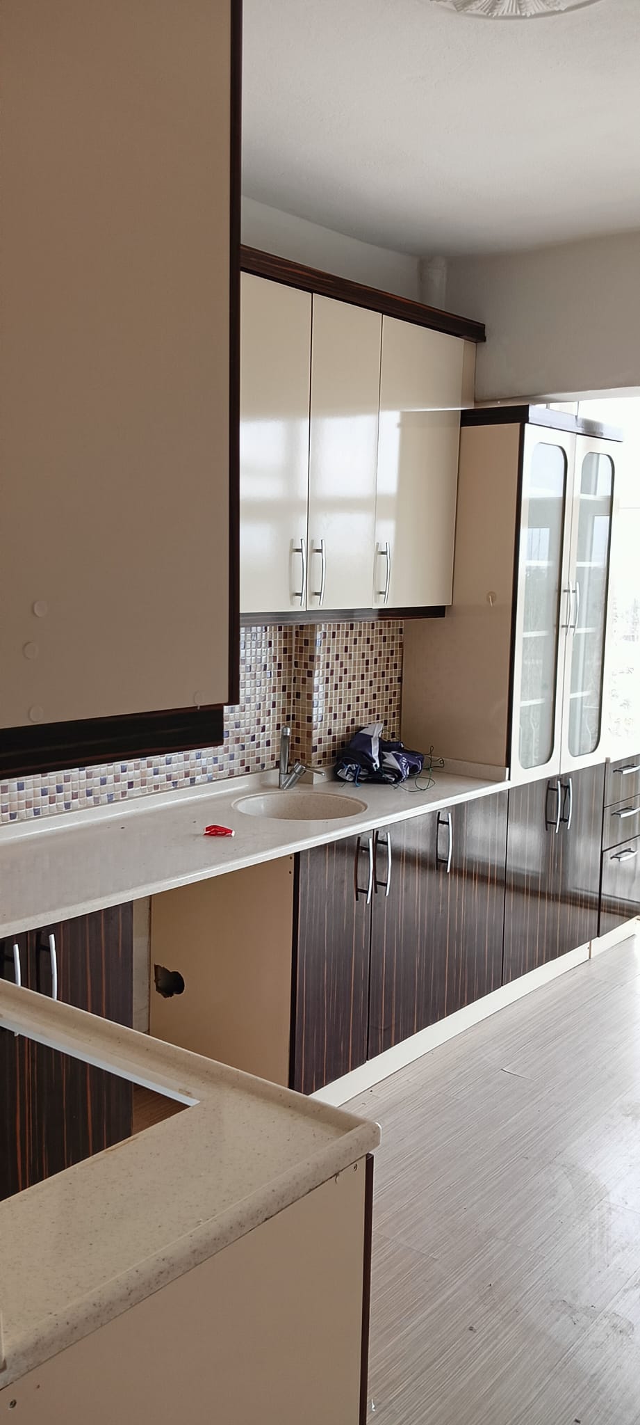 SSK Hastanesi (Göğüs Hastalıkları Hastanesi) Yakınında Ara Kat Kiralık 2+1 Daire