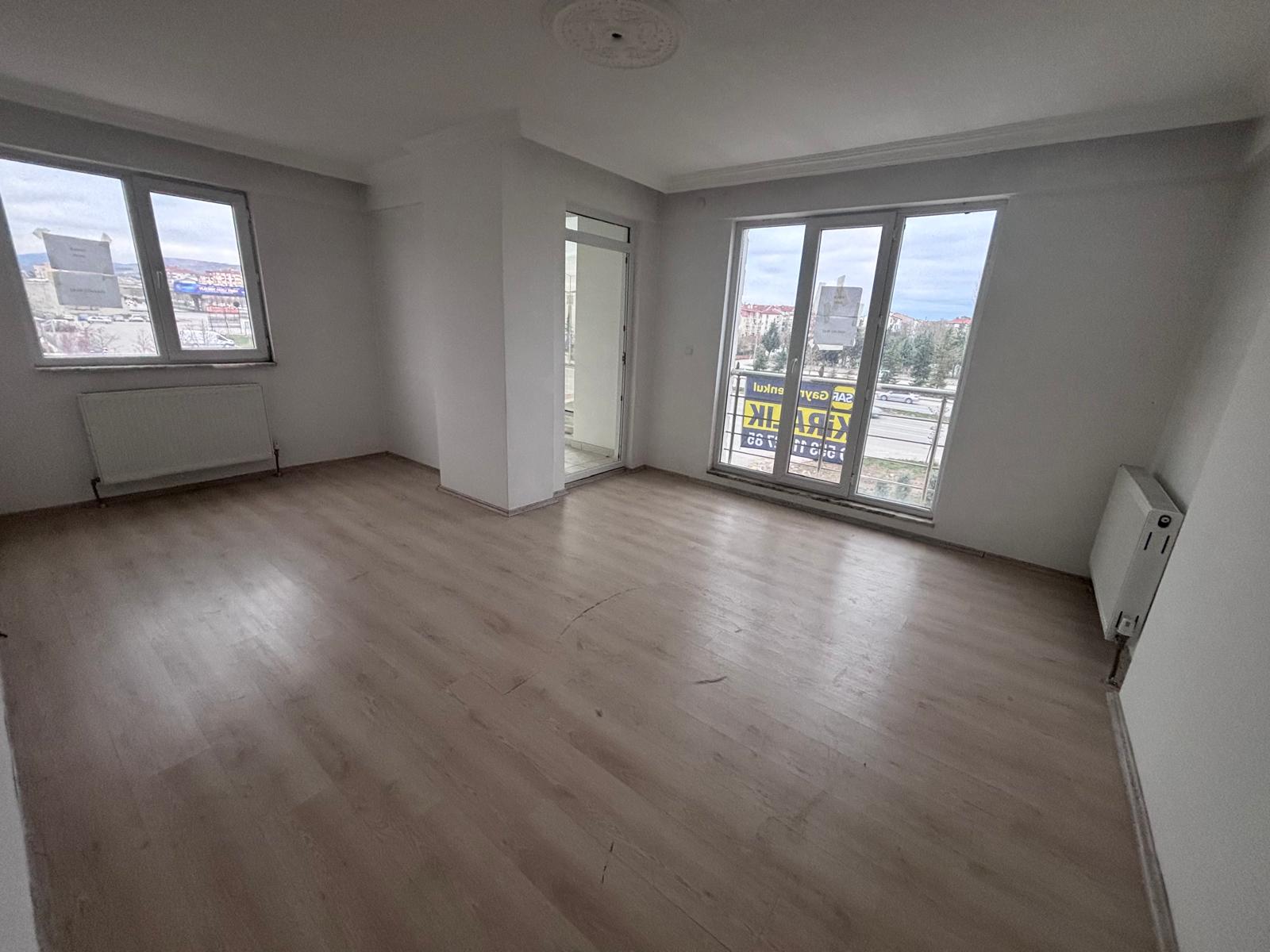 Doğa Koleji Yakınında  Kiralık 3+1 Daire