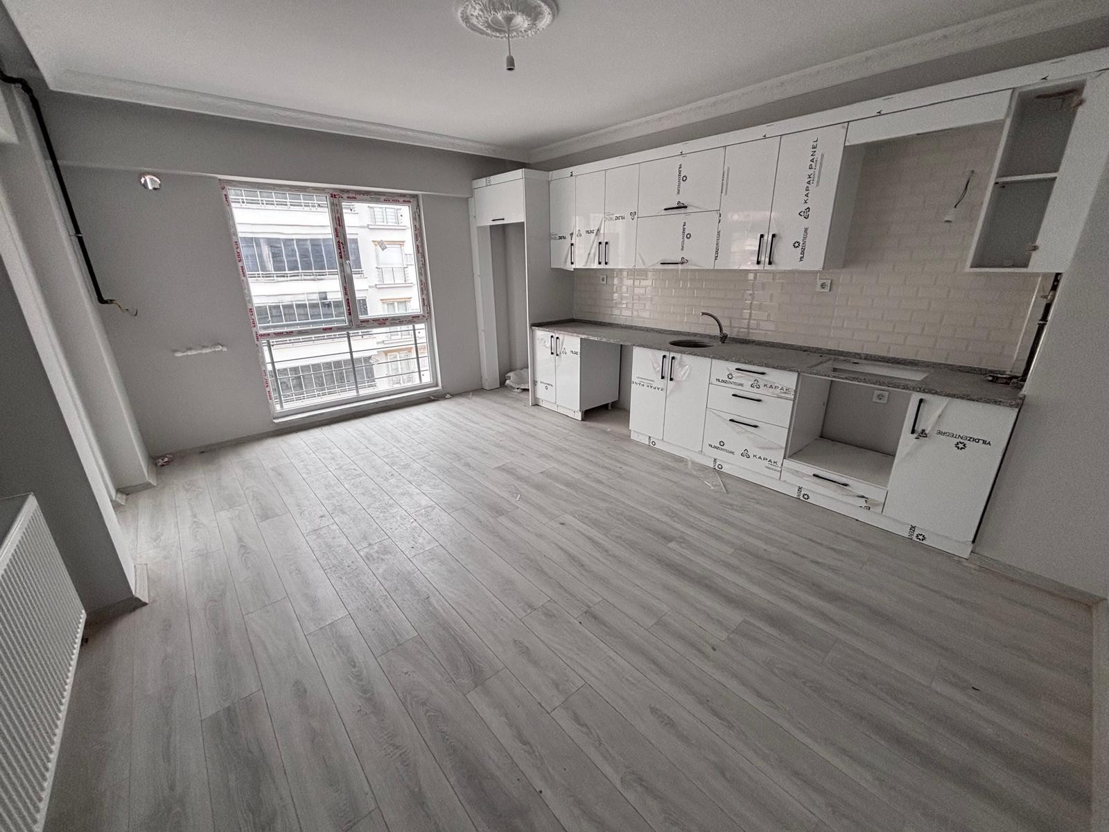 Bayat Gediğinde Satılık Ara Kat Geniş 3+1 Daire