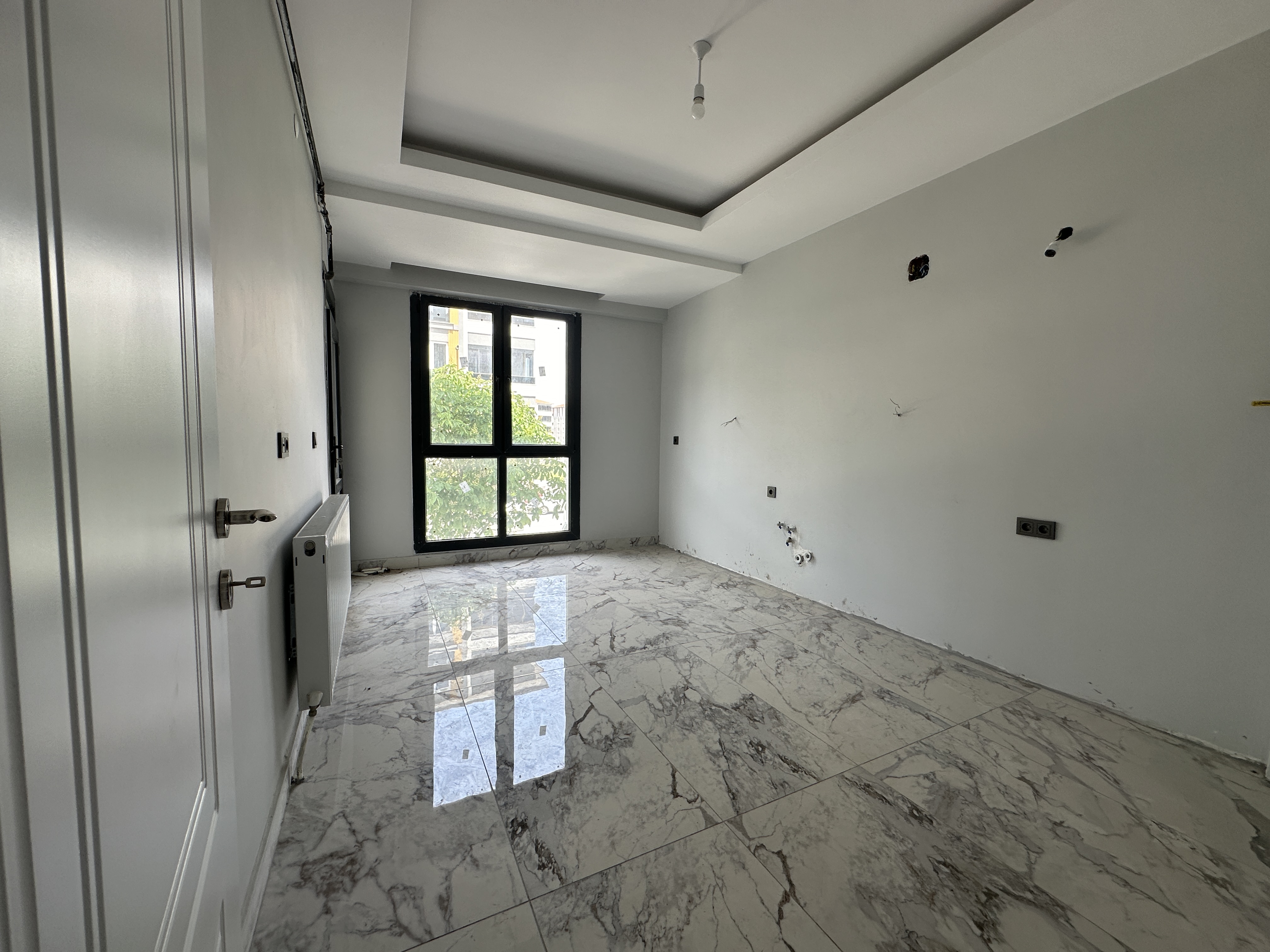 Buharaevleri Temur Market Arkası Satılık 4+1 Daire